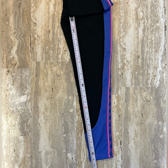 Lilly Pulitzer Luxletic High Rise Weekender Leggings Onyx - Picture 11 of 16